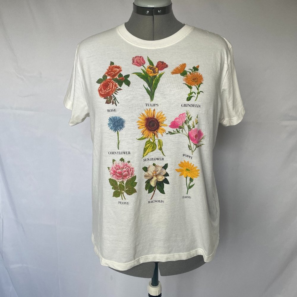 White Floral Graphic T-Shirt, Flower Tee, Fifth Sun Brand (Target), Size L